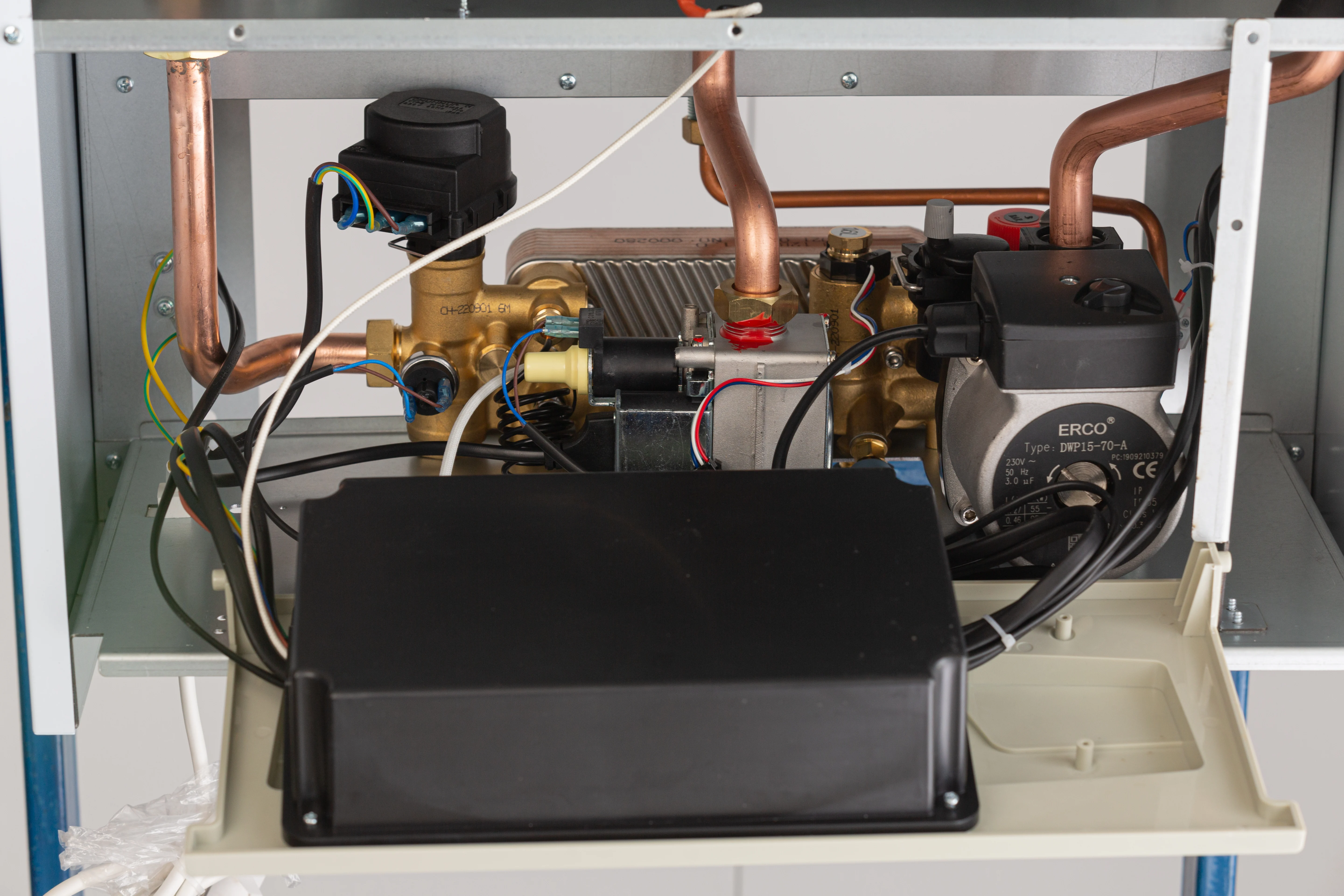 Газовый настенный котел MOGUCHI GBN24HF (Одноконтурный) - 24 кВт